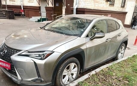 Lexus UX I, 2020 год, 2 800 000 рублей, 7 фотография