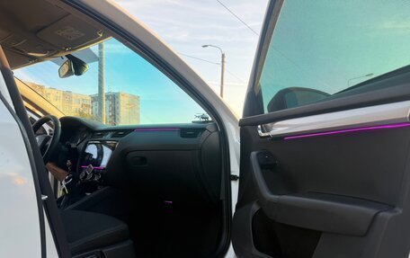 Skoda Octavia, 2017 год, 1 100 000 рублей, 15 фотография