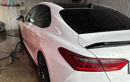 Toyota Camry, 2021 год, 2 650 000 рублей, 5 фотография