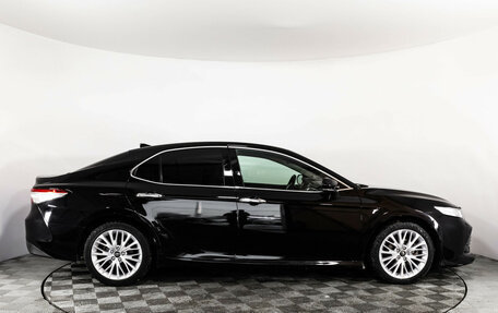 Toyota Camry, 2019 год, 2 599 000 рублей, 6 фотография