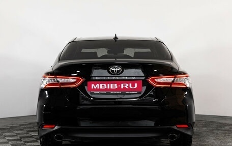 Toyota Camry, 2019 год, 2 599 000 рублей, 9 фотография