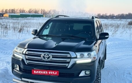 Toyota Land Cruiser 200, 2010 год, 2 400 000 рублей, 13 фотография
