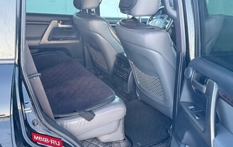 Toyota Land Cruiser 200, 2010 год, 2 400 000 рублей, 11 фотография