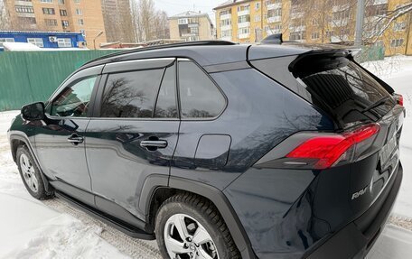 Toyota RAV4, 2019 год, 2 850 000 рублей, 5 фотография