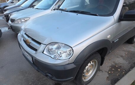 Chevrolet Niva I рестайлинг, 2013 год, 550 000 рублей, 12 фотография