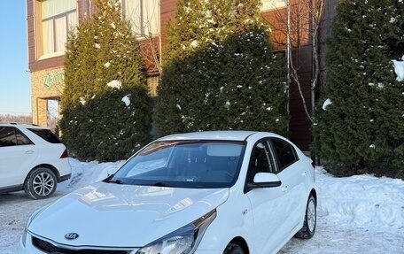 KIA Rio IV, 2020 год, 1 670 000 рублей, 3 фотография