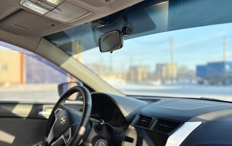 Hyundai Solaris II рестайлинг, 2012 год, 990 000 рублей, 13 фотография