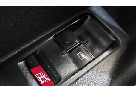 Volkswagen Polo VI (EU Market), 2018 год, 982 000 рублей, 13 фотография