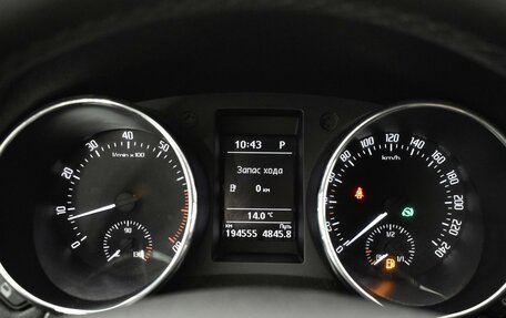 Skoda Yeti I рестайлинг, 2013 год, 945 100 рублей, 13 фотография