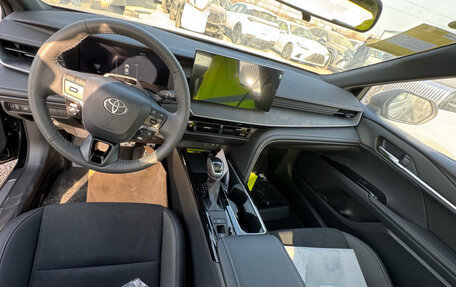 Toyota Camry, 2025 год, 4 400 000 рублей, 4 фотография