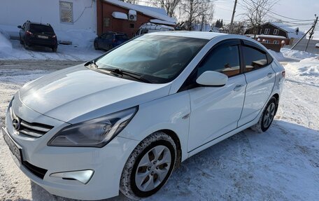 Hyundai Solaris II рестайлинг, 2014 год, 800 000 рублей, 1 фотография