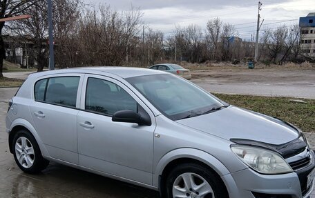 Opel Astra H, 2010 год, 650 000 рублей, 1 фотография