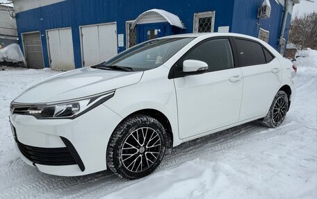 Toyota Corolla, 2018 год, 1 760 000 рублей, 2 фотография