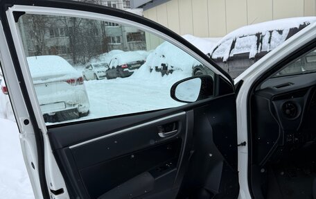 Toyota Corolla, 2018 год, 1 760 000 рублей, 9 фотография