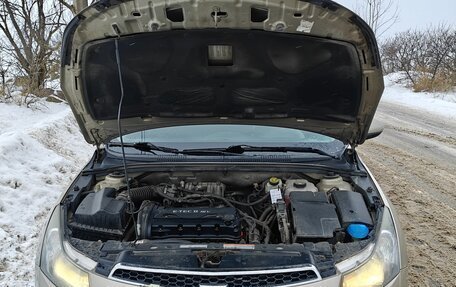 Chevrolet Cruze II, 2011 год, 600 000 рублей, 7 фотография