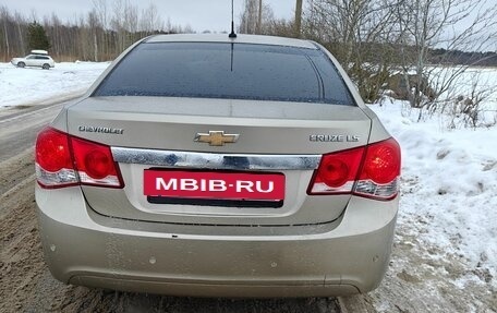 Chevrolet Cruze II, 2011 год, 600 000 рублей, 6 фотография