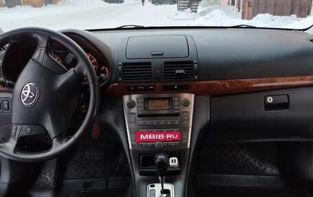 Toyota Avensis III рестайлинг, 2007 год, 870 000 рублей, 10 фотография