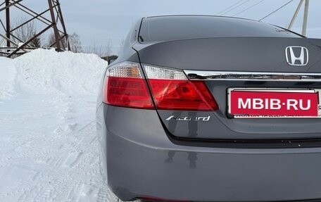 Honda Accord IX рестайлинг, 2013 год, 2 000 000 рублей, 9 фотография