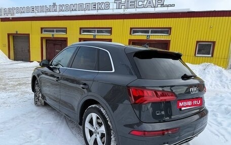 Audi Q5, 2018 год, 2 860 000 рублей, 5 фотография