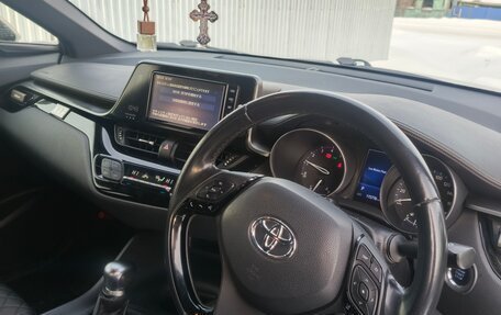 Toyota C-HR I рестайлинг, 2019 год, 2 250 000 рублей, 6 фотография