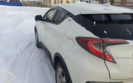 Toyota C-HR I рестайлинг, 2019 год, 2 250 000 рублей, 7 фотография