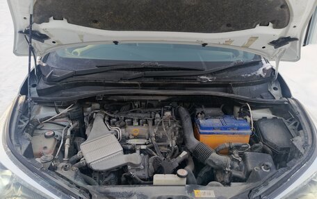 Toyota C-HR I рестайлинг, 2019 год, 2 250 000 рублей, 9 фотография