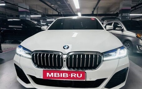 BMW 5 серия, 2022 год, 6 000 000 рублей, 2 фотография