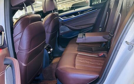 BMW 5 серия, 2022 год, 6 000 000 рублей, 37 фотография