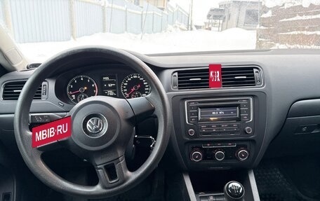 Volkswagen Jetta VI, 2013 год, 599 000 рублей, 10 фотография