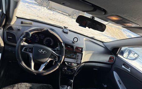 Hyundai Solaris II рестайлинг, 2014 год, 800 000 рублей, 9 фотография