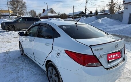 Hyundai Solaris II рестайлинг, 2014 год, 800 000 рублей, 8 фотография