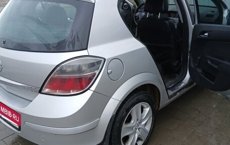 Opel Astra H, 2010 год, 650 000 рублей, 3 фотография