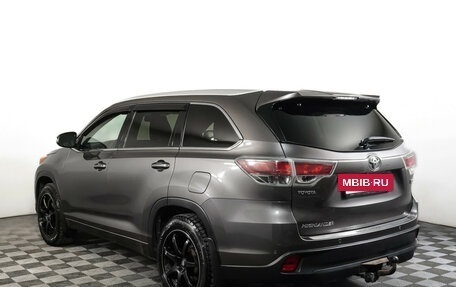 Toyota Highlander III, 2014 год, 2 299 000 рублей, 7 фотография