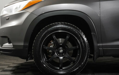 Toyota Highlander III, 2014 год, 2 299 000 рублей, 28 фотография