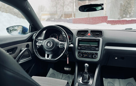 Volkswagen Scirocco III рестайлинг, 2010 год, 1 299 000 рублей, 22 фотография