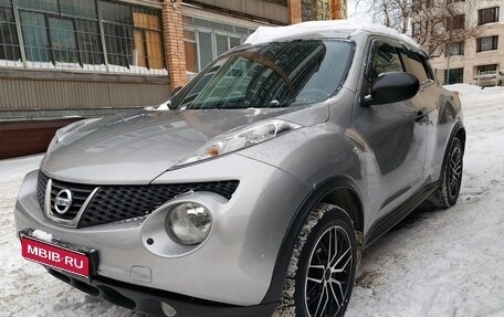 Nissan Juke II, 2012 год, 898 000 рублей, 1 фотография