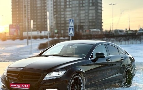 Mercedes-Benz CLS, 2011 год, 1 987 000 рублей, 1 фотография