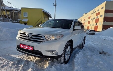 Toyota Highlander III, 2013 год, 2 250 000 рублей, 1 фотография