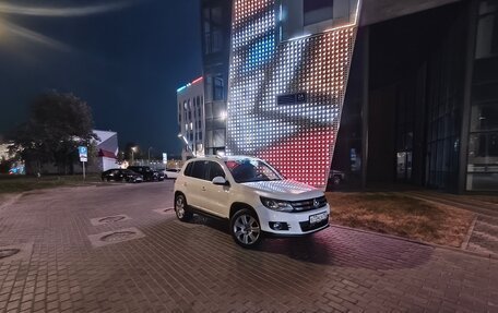 Volkswagen Tiguan I, 2011 год, 1 300 000 рублей, 2 фотография