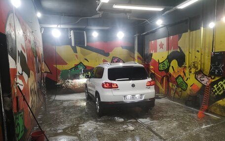 Volkswagen Tiguan I, 2011 год, 1 300 000 рублей, 3 фотография