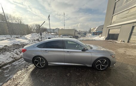 Honda Accord IX рестайлинг, 2021 год, 2 600 000 рублей, 13 фотография