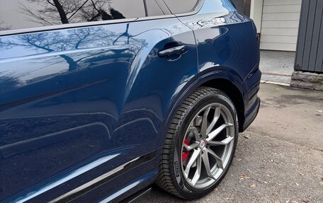 Bentley Bentayga I, 2025 год, 48 500 000 рублей, 3 фотография