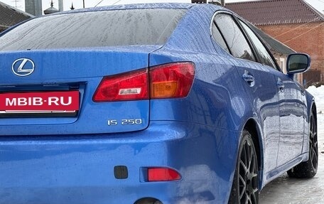 Lexus IS II рестайлинг 2, 2006 год, 750 000 рублей, 6 фотография