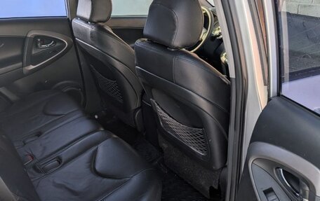 Toyota RAV4, 2006 год, 850 000 рублей, 14 фотография