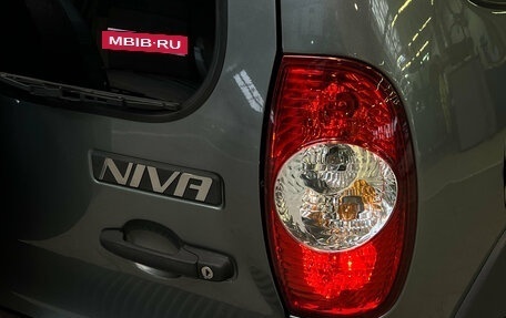 Chevrolet Niva I рестайлинг, 2018 год, 830 000 рублей, 8 фотография