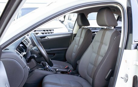 Volkswagen Jetta VI, 2017 год, 1 355 000 рублей, 11 фотография