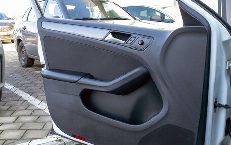 Volkswagen Jetta VI, 2017 год, 1 355 000 рублей, 12 фотография