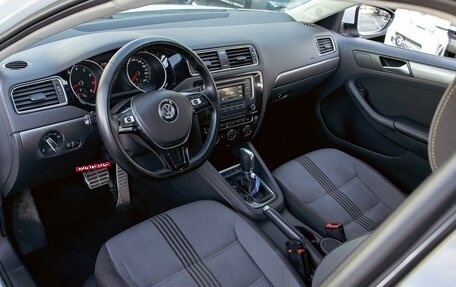 Volkswagen Jetta VI, 2017 год, 1 355 000 рублей, 13 фотография