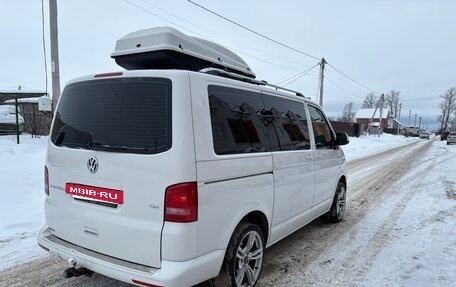 Volkswagen Caravelle T5, 2015 год, 1 650 000 рублей, 3 фотография