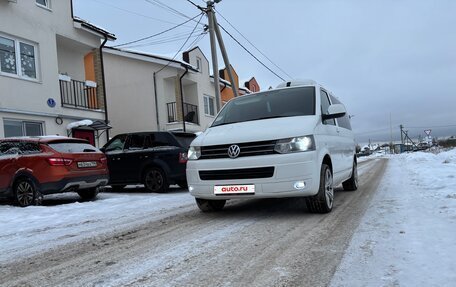 Volkswagen Caravelle T5, 2015 год, 1 650 000 рублей, 5 фотография